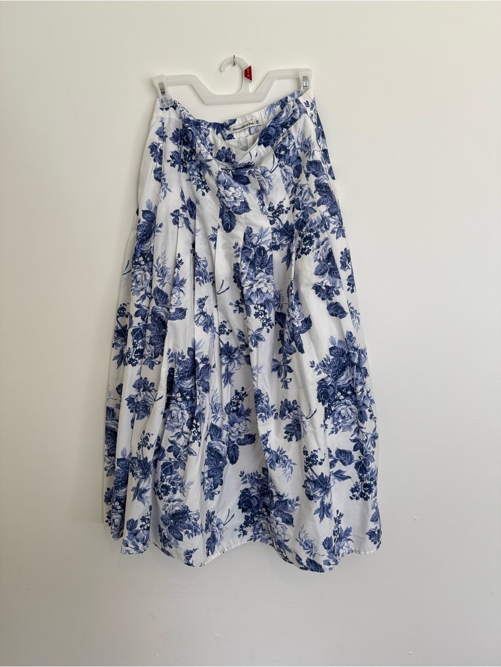Abercrombie & Fitch White Midi Skirt with Blue Floral Print